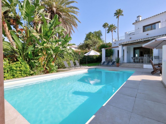5 Bedrooms Villa in El Rosario