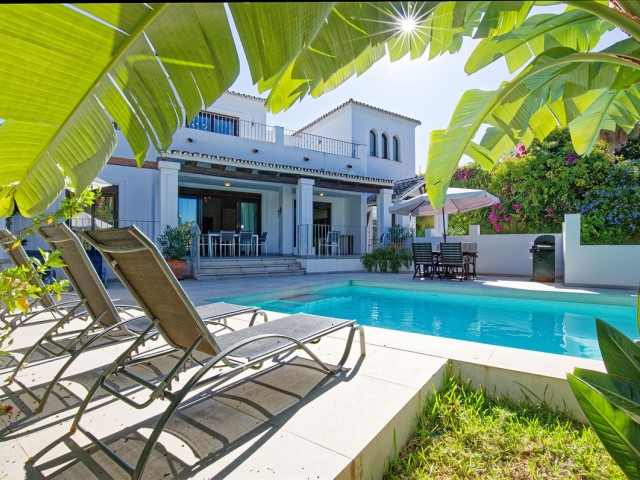 5 Bedrooms Villa in El Rosario