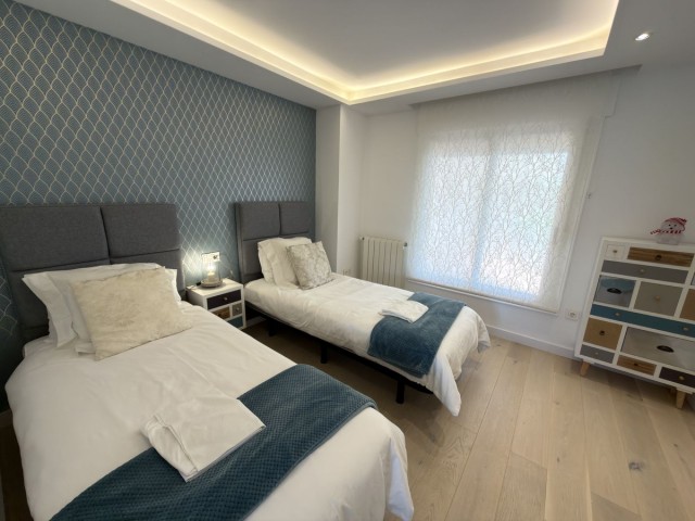 2 Bedrooms Apartment in San Pedro de Alcántara