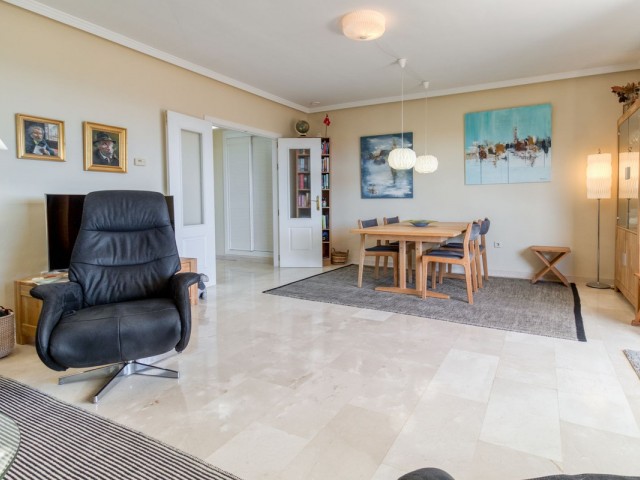 Penthouse avec 2 Chambres  à Benalmadena
