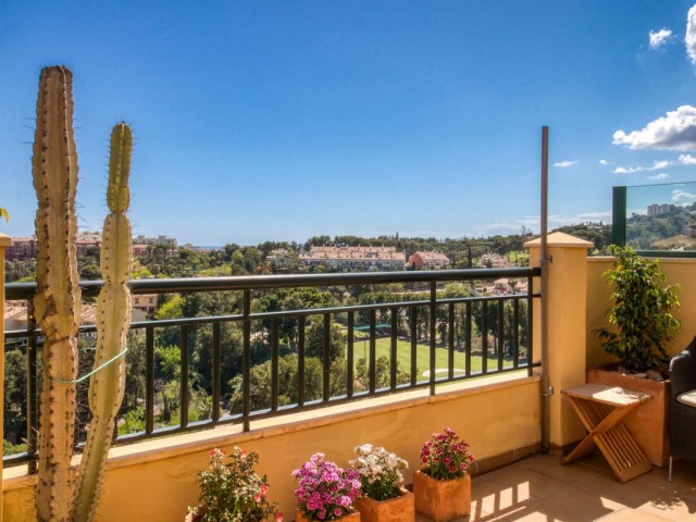 Penthouse avec 2 Chambres  à Benalmadena