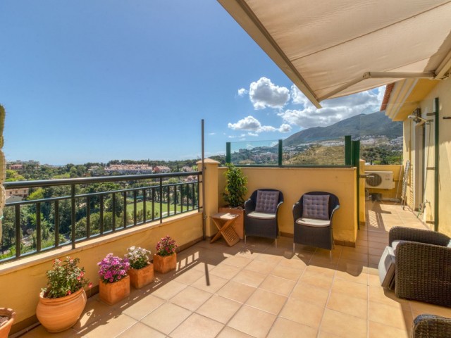 Penthouse avec 2 Chambres  à Benalmadena