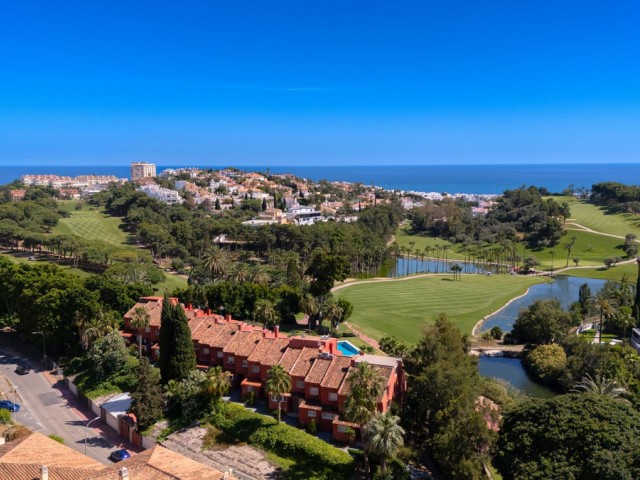 Penthouse avec 2 Chambres  à Benalmadena