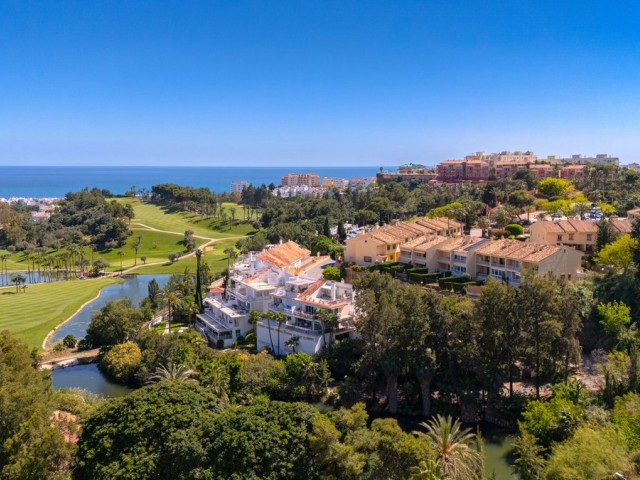 Penthouse avec 2 Chambres  à Benalmadena