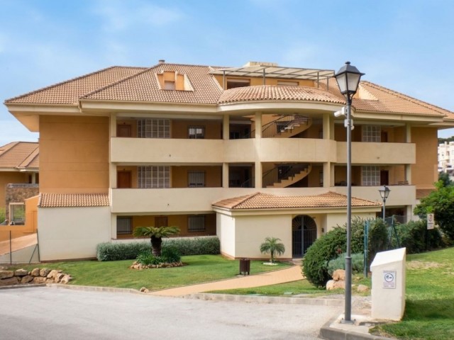 Apartment, Carvajal, R5380849