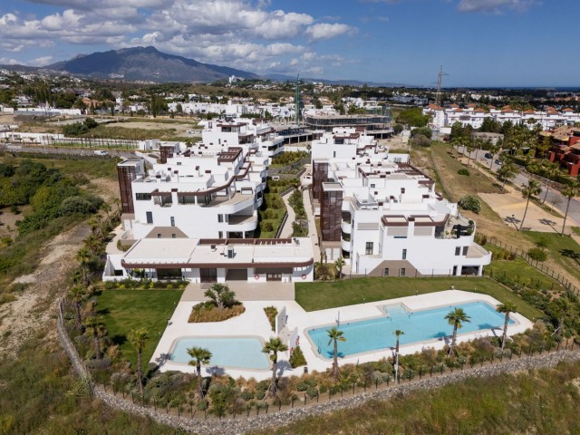 Appartement avec 3 Chambres  à Estepona
