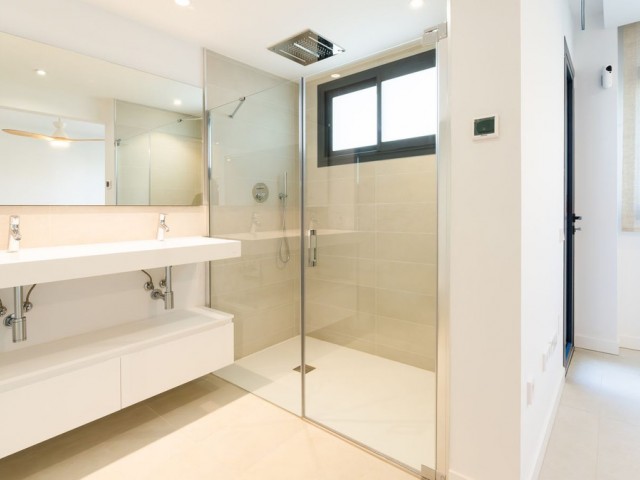2 Bedrooms Apartment in Fuengirola