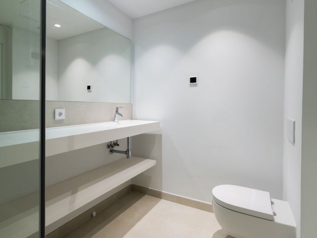 2 Bedrooms Apartment in Fuengirola