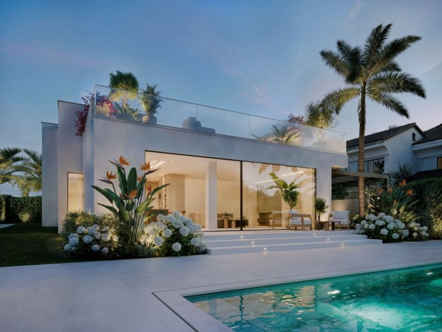 4 Bedrooms Villa in Guadalmina Alta