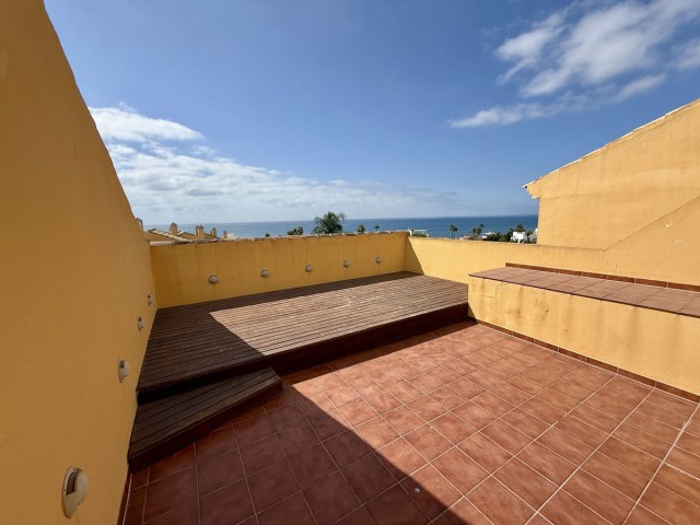 4 Soveroms Villa i Elviria