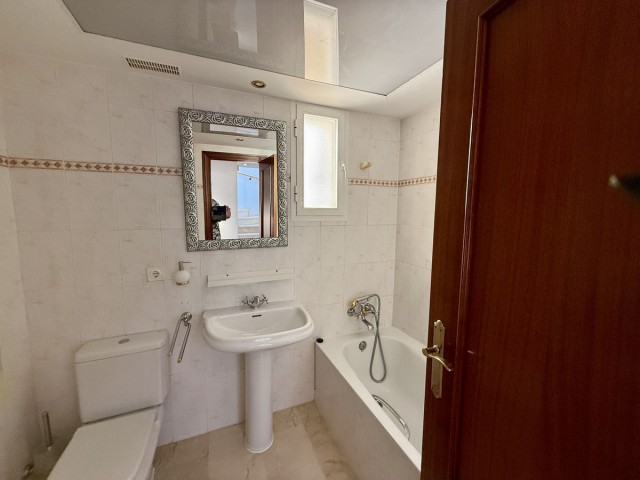 4 Soveroms Villa i Elviria