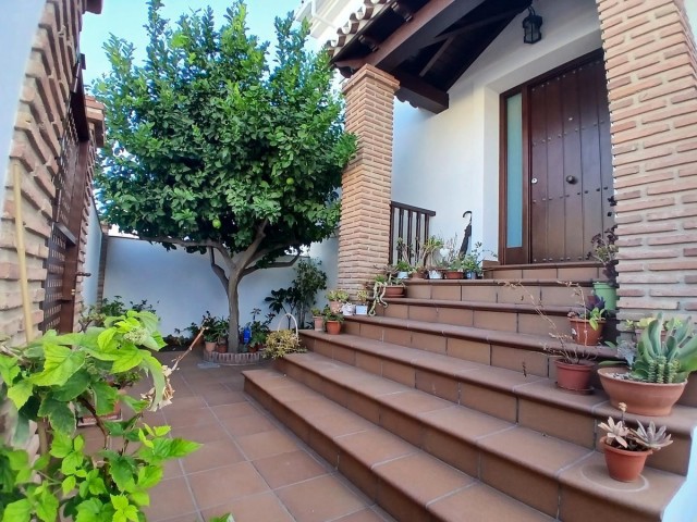 4 Bedrooms Villa in Los Pacos