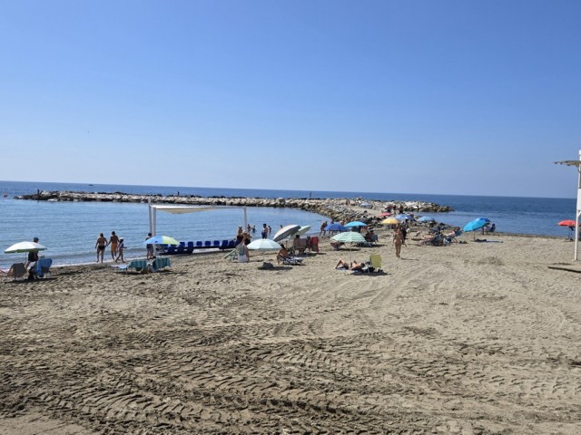 2 Makuuhuoneen Huoneisto Puerto Banús