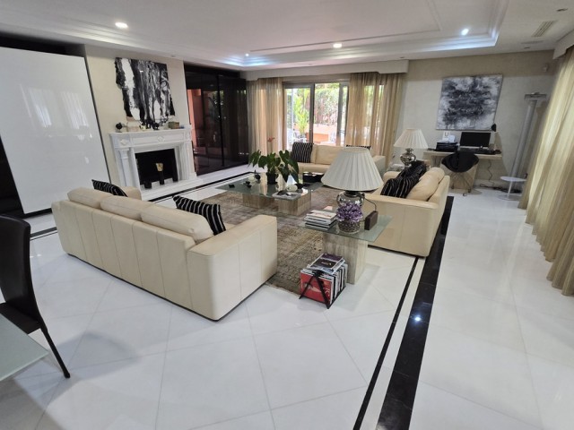 Appartement avec 2 Chambres  à Puerto Banús