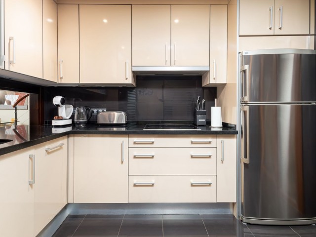 Appartement avec 4 Chambres  à Estepona