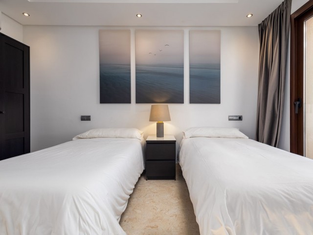 Appartement avec 4 Chambres  à Estepona