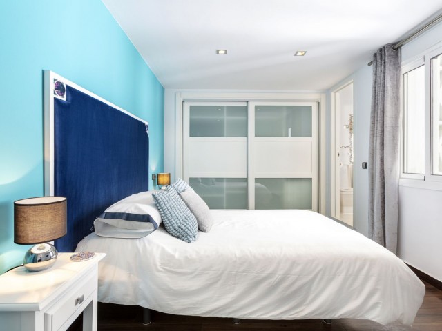 Penthouse avec 2 Chambres  à Puerto Banús