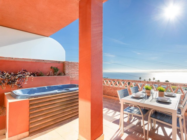Apartment, Carvajal, R5381803