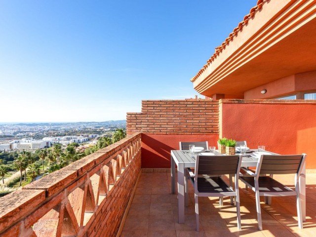 Apartment, Carvajal, R5381803