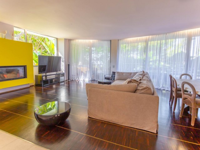 4 Bedrooms Villa in The Golden Mile