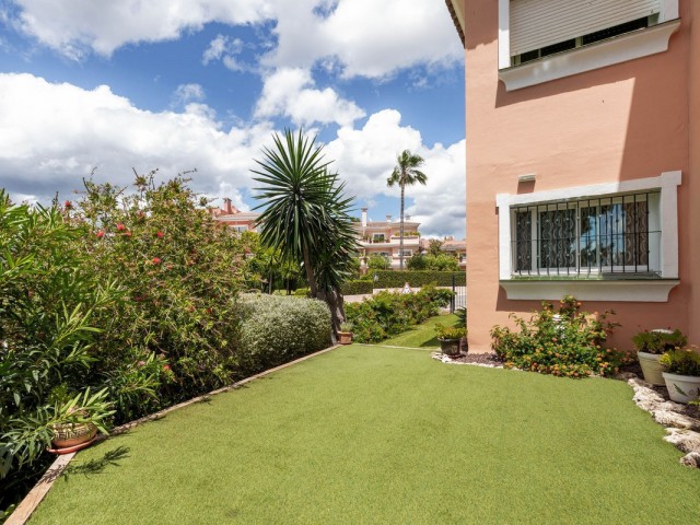 Appartement avec 2 Chambres  à Estepona