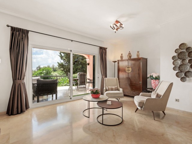 Appartement avec 2 Chambres  à Estepona