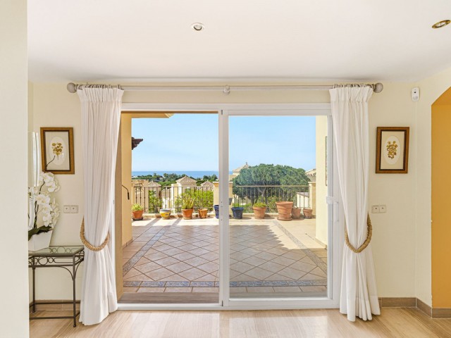 4 Schlafzimmer Apartment in Elviria