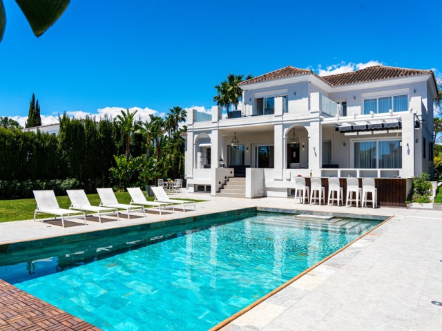 Villa, Nueva Andalucia