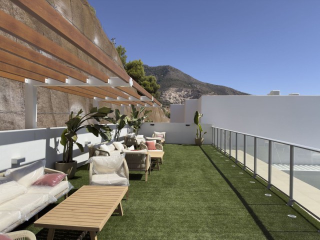 2 Bedrooms Apartment in Benalmadena Pueblo