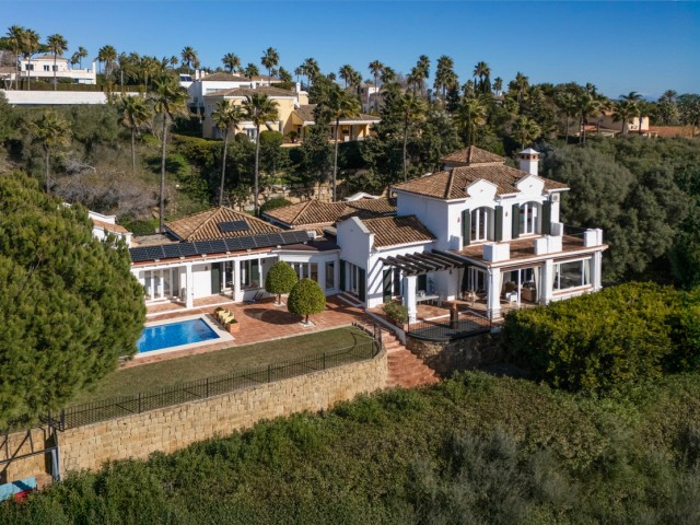 6 Soveroms Villa i Sotogrande