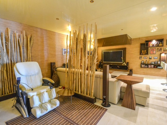 5 Schlafzimmer Villa in Altos de los Monteros