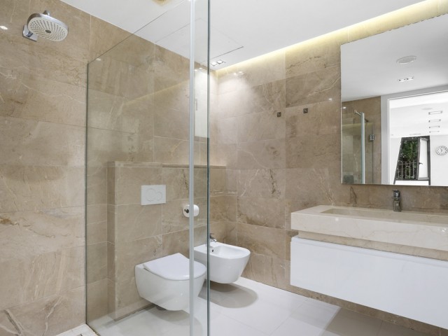 5 Slaapkamer Villa in Nueva Andalucía