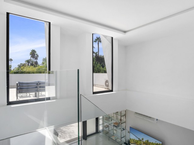 5 Slaapkamer Villa in Nueva Andalucía
