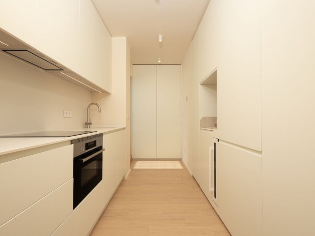 2 Bedrooms Apartment in Nueva Andalucía