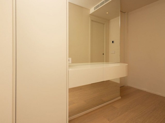 2 Bedrooms Apartment in Nueva Andalucía