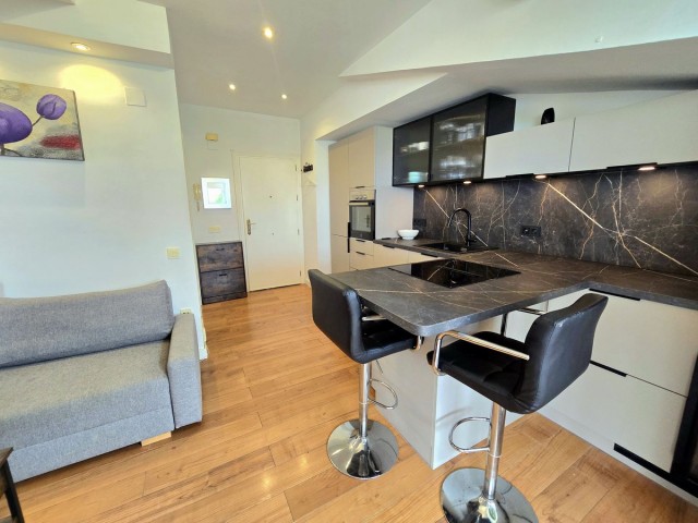 Penthouse, The Golden Mile, R5378989