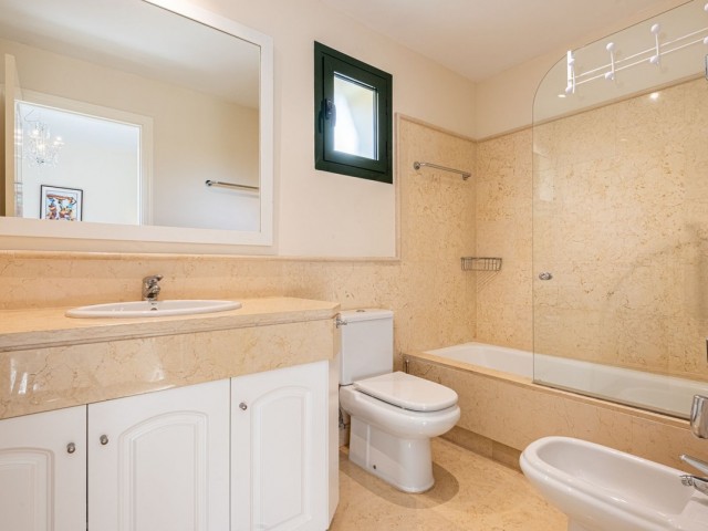 Appartement avec 3 Chambres  à Benahavís