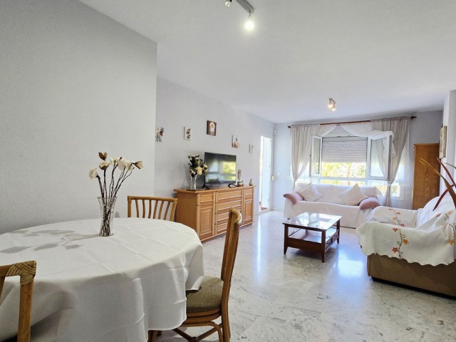 Appartement avec 3 Chambres  à Nueva Andalucía