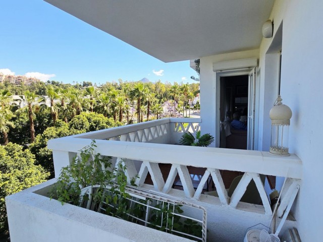Appartement avec 3 Chambres  à Nueva Andalucía