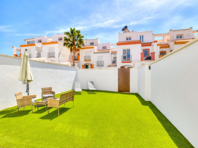 5 Slaapkamer Rijtjeshuis in Casares Playa