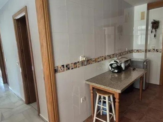 4 Schlafzimmer Apartment in Torremolinos