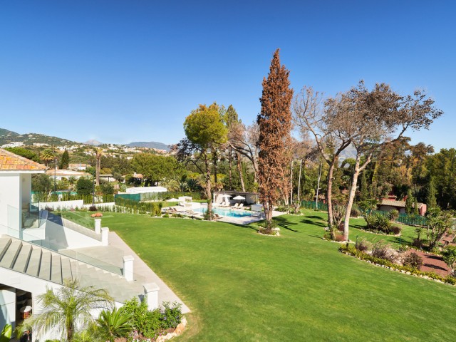 6 Bedrooms Villa in San Pedro de Alcántara