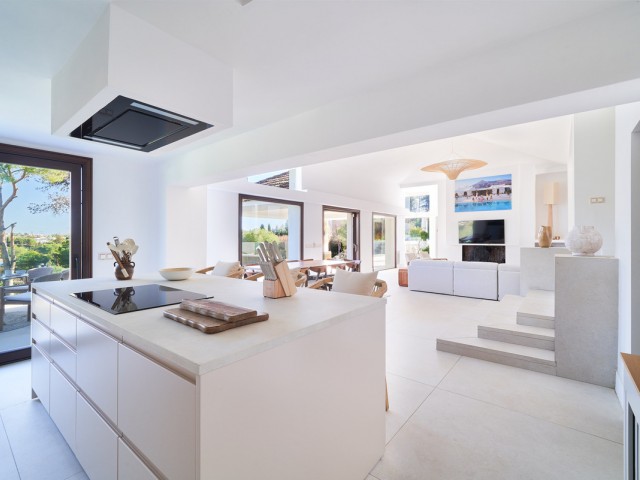 6 Bedrooms Villa in San Pedro de Alcántara