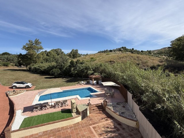 Villa avec 4 Chambres  à La Cala de Mijas