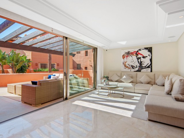 3 Bedrooms Apartment in Marbella