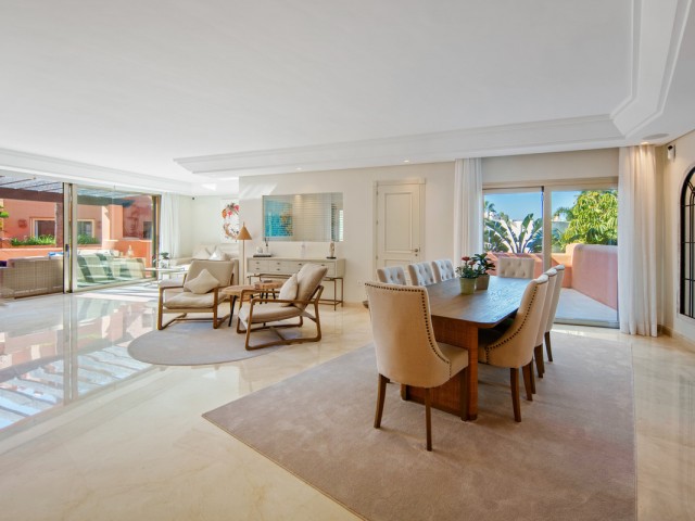 3 Bedrooms Apartment in Marbella