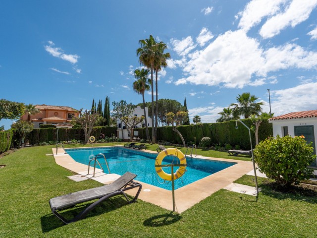 3 Schlafzimmer Reihenhaus in Nueva Andalucía