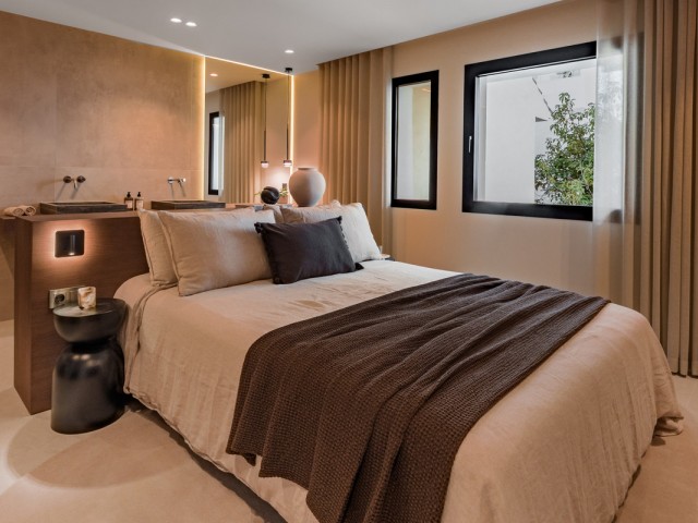 3 Slaapkamer Rijtjeshuis in Nueva Andalucía
