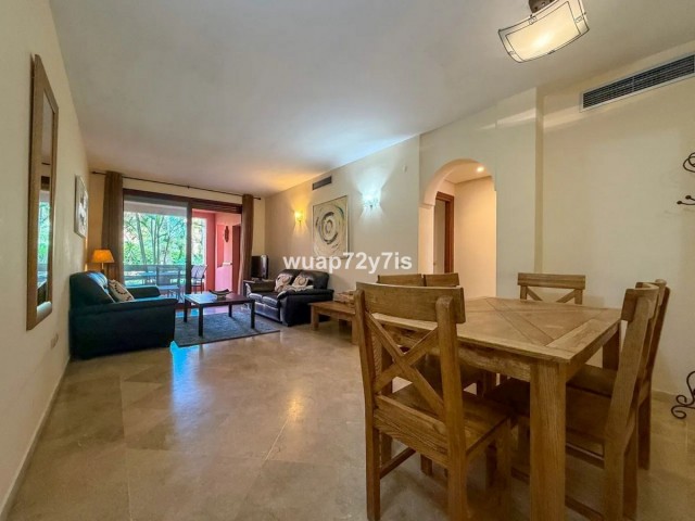 Apartment, Las Chapas, R5384173