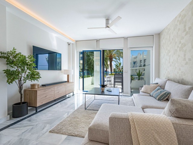 2 Bedrooms Apartment in Marbella